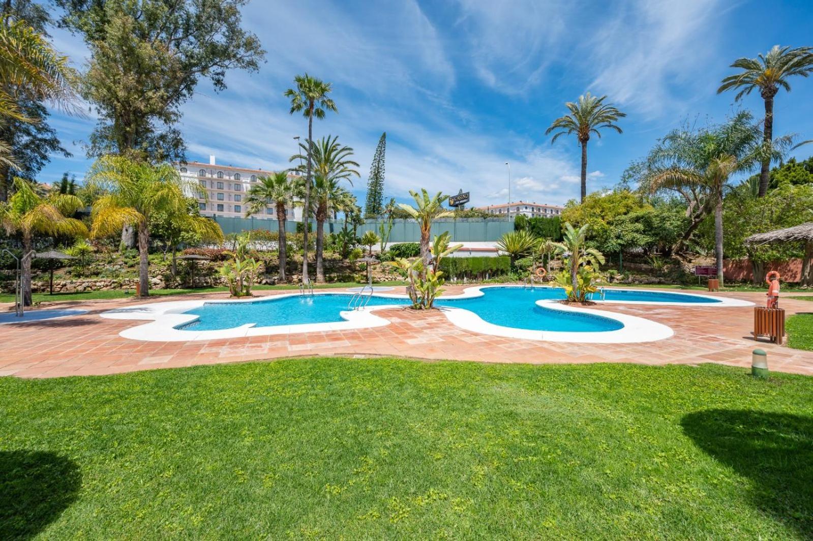 1 Bedroom Apartment, With Sea Views, In Medina Garden - Puerto Banus Marbella Exteriér fotografie